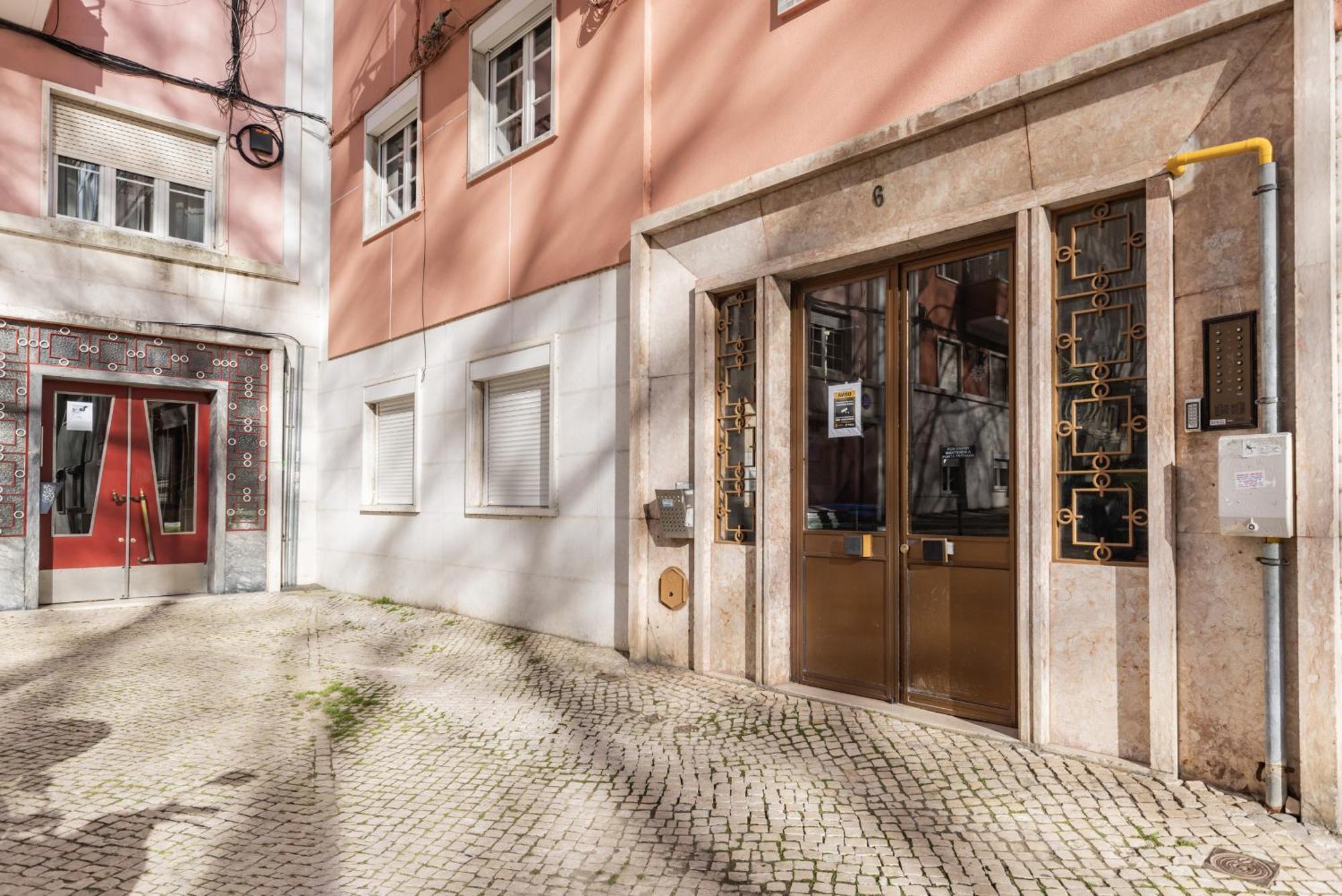 Apartment Joao Azevedo Coutinho