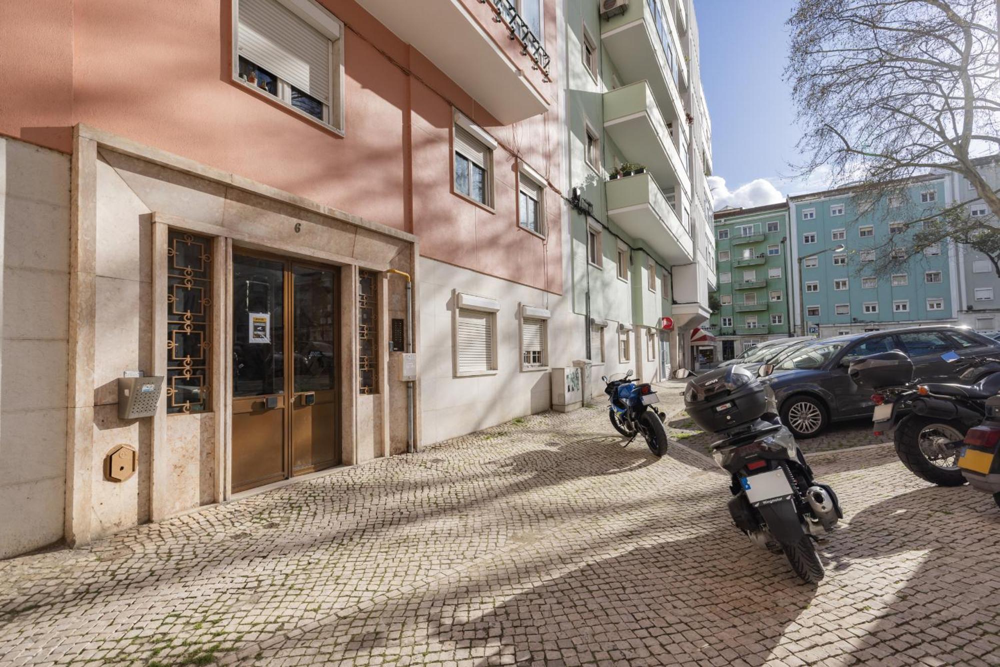 Apartment Joao Azevedo Coutinho *