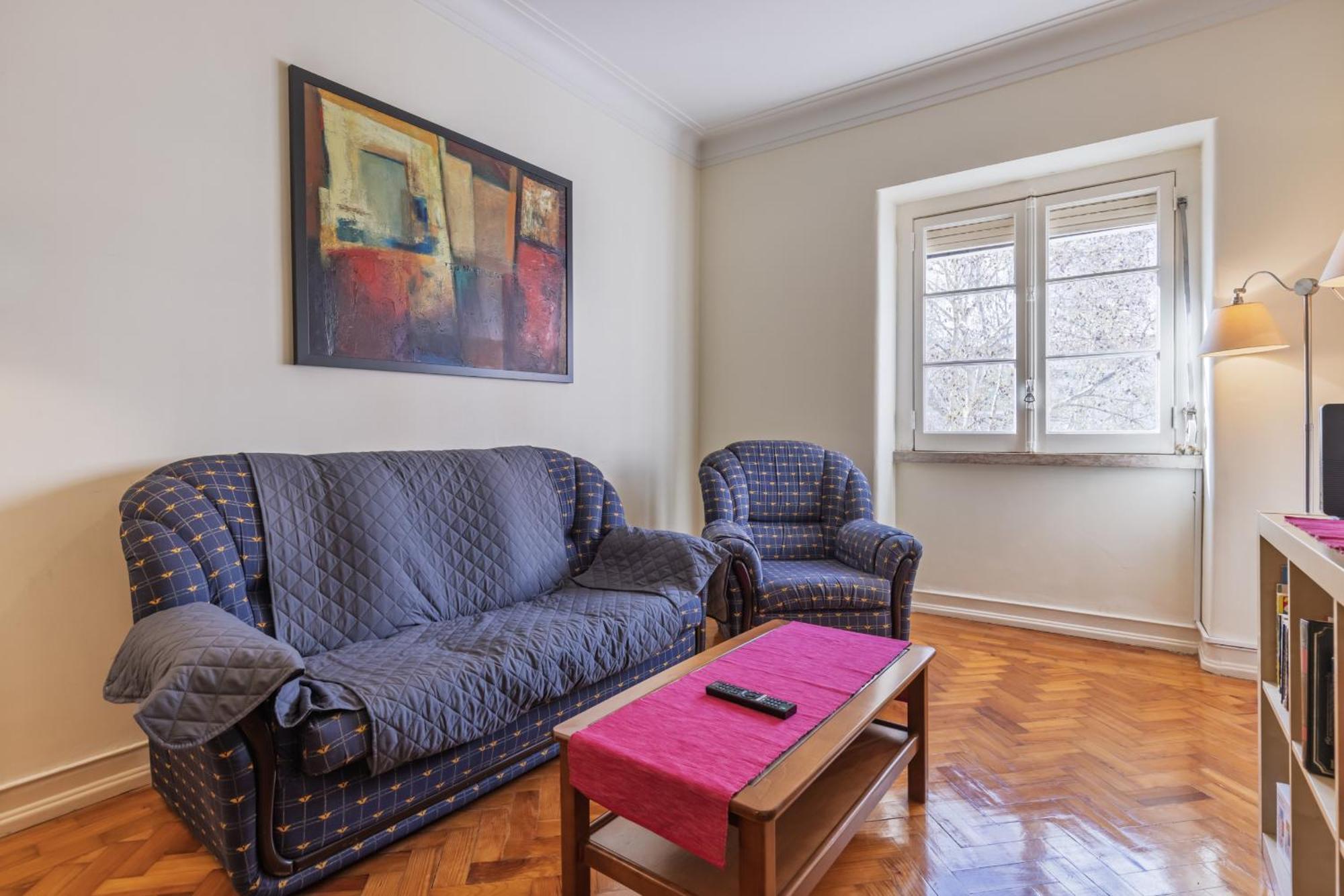 Joao Azevedo Coutinho Apartment *